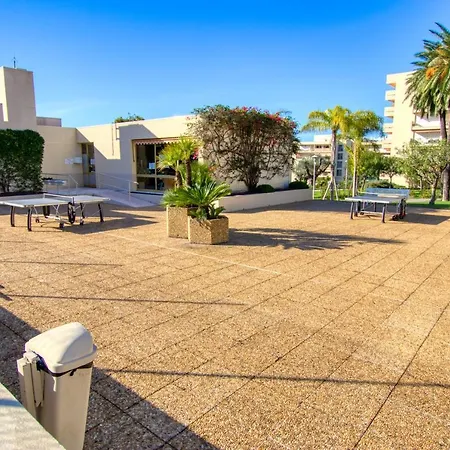 2p Dernier Etage Vue Mer,piscine,tennis,wifi,plage Appartement Antibes