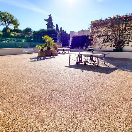 Appartement 2p Dernier Etage Vue Mer,piscine,tennis,wifi,plage Antibes