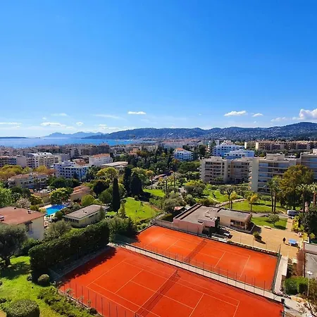 Appartement 2p Dernier Etage Vue Mer,piscine,tennis,wifi,plage Antibes